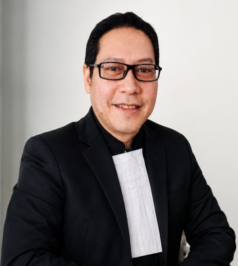 Dr. Ichwan Anggawirya, S.Sn., S.H., M.H